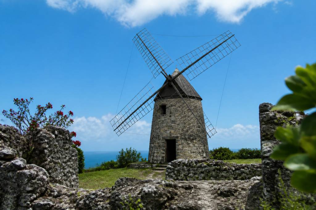 Les moulins de Marie-Galante : histoire, patrimoine et itinéraire de découverte de l’île aux cent moulins